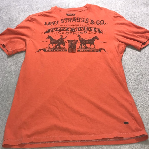 Men’s Levi Strauss tshirt size S - Picture 2 of 2